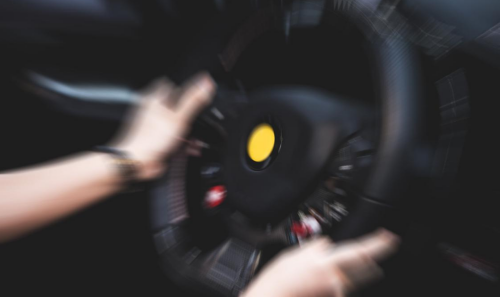 驾车1.png