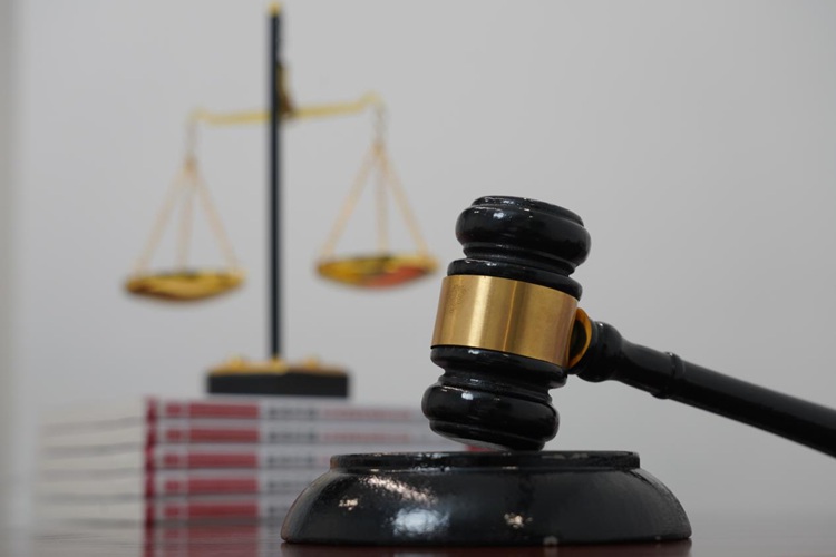 冠领律师代理广东深圳不当得利纠纷案,助委托人追回70万元 冠领律师代理广东深圳不当得利纠纷案,助委托人追回70万元