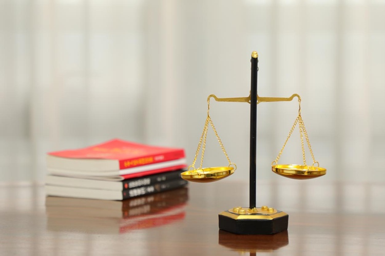 冠领律师代理上海上海金山区定金合同纠纷案获赠锦旗 冠领律师代理上海上海金山区定金合同纠纷案获赠锦旗