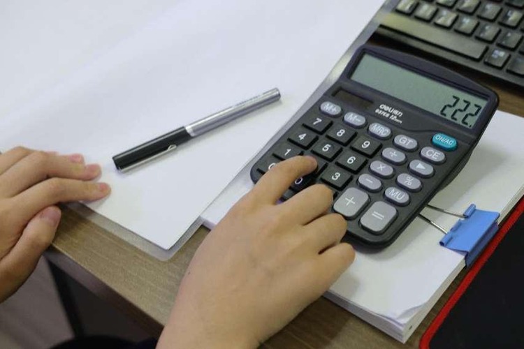 冠领律师代理深圳劳动仲裁案，帮被裁女子争取满意补偿结果