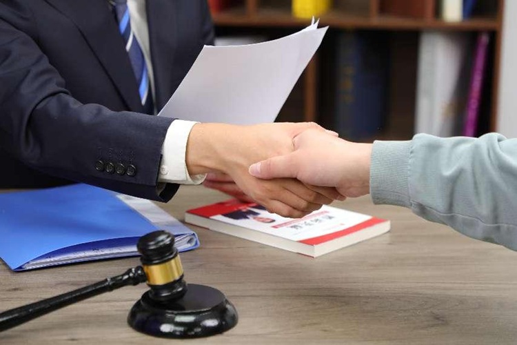 冠领律师代理北京朝阳遗嘱继承纠纷案,帮侄子独自继承房产 冠领律师代理北京朝阳遗嘱继承纠纷案,帮侄子独自继承房产