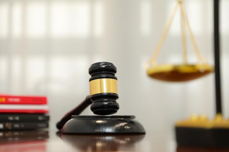 冠领律师代理上海黄浦遗嘱继承纠纷案胜诉