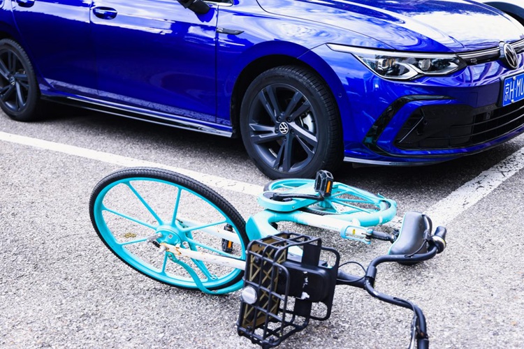 女子被公司“套路”签合同致工伤赔偿锐减,律师用时一个月帮其拿到12万元 女子被公司“套路”签合同致工伤赔偿锐减,律师用时一个月帮其拿到12万元