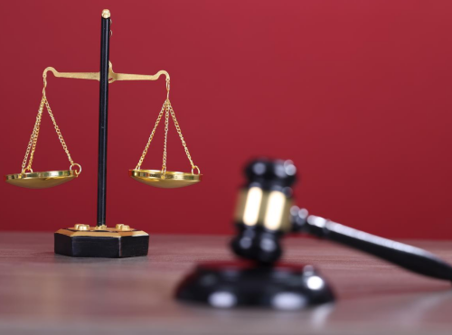 一纸遗嘱引发九人纠纷,冠领律师立足遗嘱有效助委托人继承全部房产-2 一纸遗嘱引发九人纠纷,冠领律师立足遗嘱有效助委托人继承全部房产-2