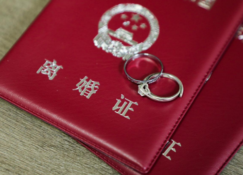 离婚调解成功,冠领律师为女方争取到70%房产份额与抚养权-2 离婚调解成功,冠领律师为女方争取到70%房产份额与抚养权-2